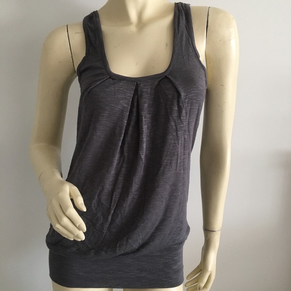 Gray scoop neck racer back tank top with bow detail on back - Picture 2 of 5